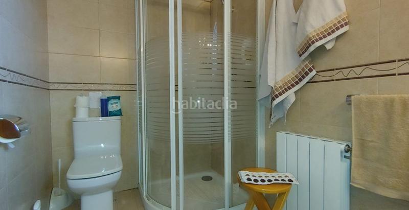 Foto 71704f6b-30a4-40a0-b352-b50411e00df0. Haus mit heizung parking in Fontcoberta