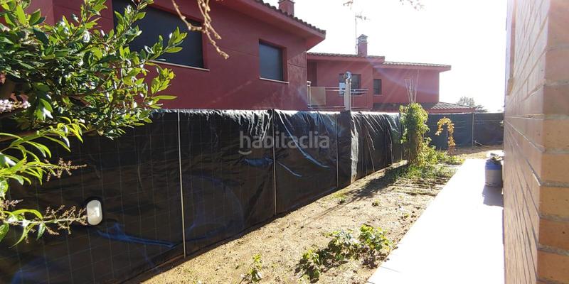 Foto c0441755-dd75-401f-8e72-4818989e1ed2. Haus mit heizung parking in Fontcoberta