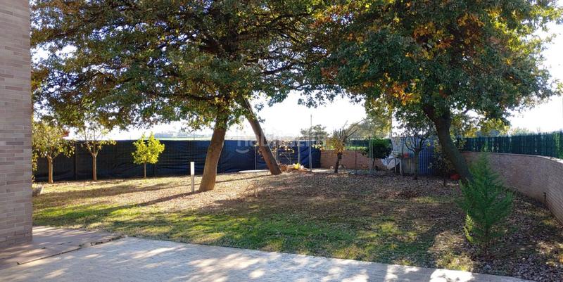 Foto f1b963bf-7ad8-4ace-a36c-88d5c06d6297. Haus mit heizung parking in Fontcoberta