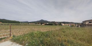 Terreny residencial a Bescanó. Solar en venta en bescano.