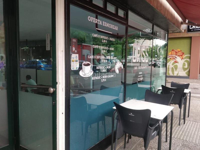 Foto ad412ed7-9843-45a1-a422-3b3942ba2409. Local comercial a Eixample Sud-Migdia Girona
