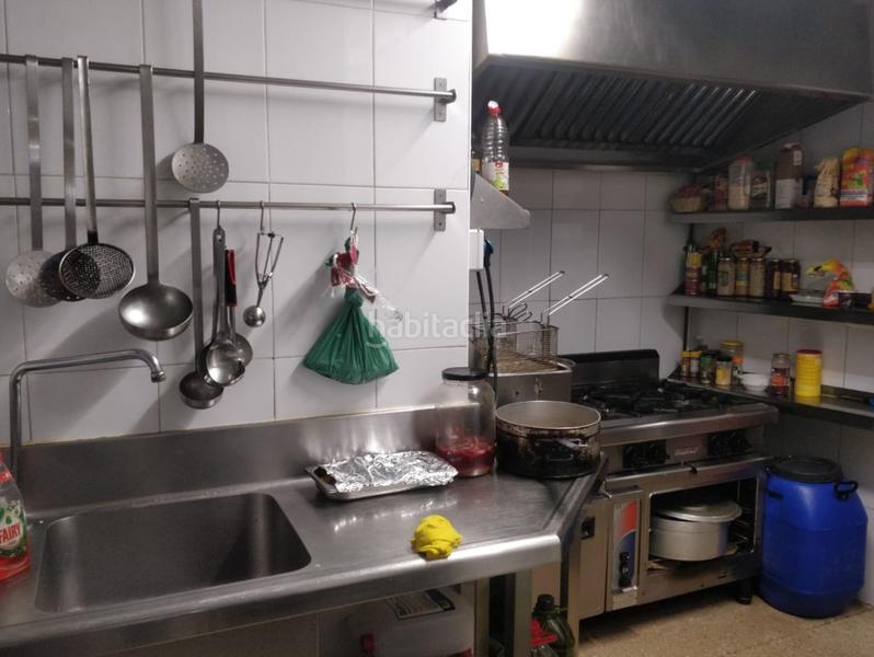 Foto ee3ef06c-a623-48e0-9b49-59cc3704ad9f. Local comercial a Eixample Sud-Migdia Girona
