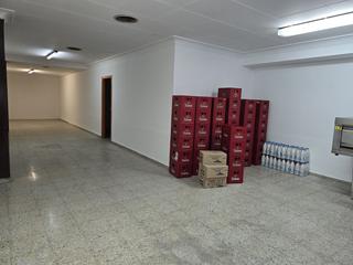 Local Comercial a Sant Narcis. Local com. en venta en sant narcís.