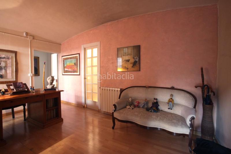 Foto cb1b2767-c010-4d76-b5a4-b25635bd1c46. Penthouse with heating in Centre-Barri Vell Girona
