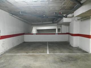 Aparcament cotxe a Palau. Garaje en venta en montilivi.