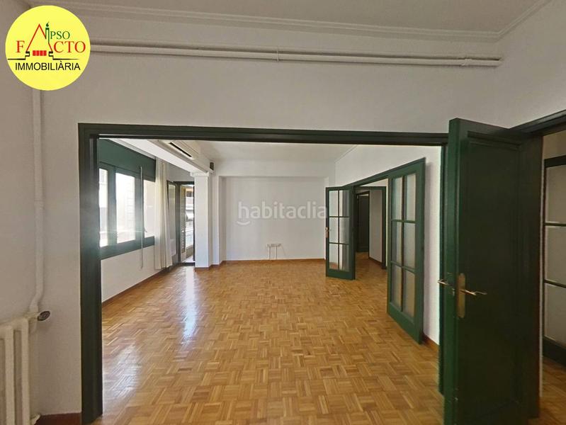 Foto 812b0296-f727-4fb8-94f9-0a92b3bfb257. Piso  en venta en eixample creumigdia, 3 dormitorios. en Girona