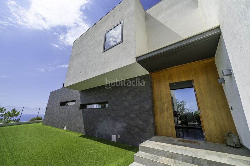 Foto 571bb4f4-cb76-4e15-b86d-5b93dbf80066. Casa amb calefacció aparcament a Canyelles Lloret de Mar