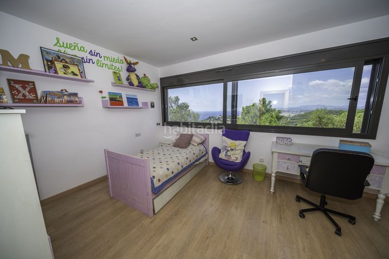 Foto 90af6e4b-ff91-495a-a80a-42d64c1699c5. Casa amb calefacció aparcament a Canyelles Lloret de Mar