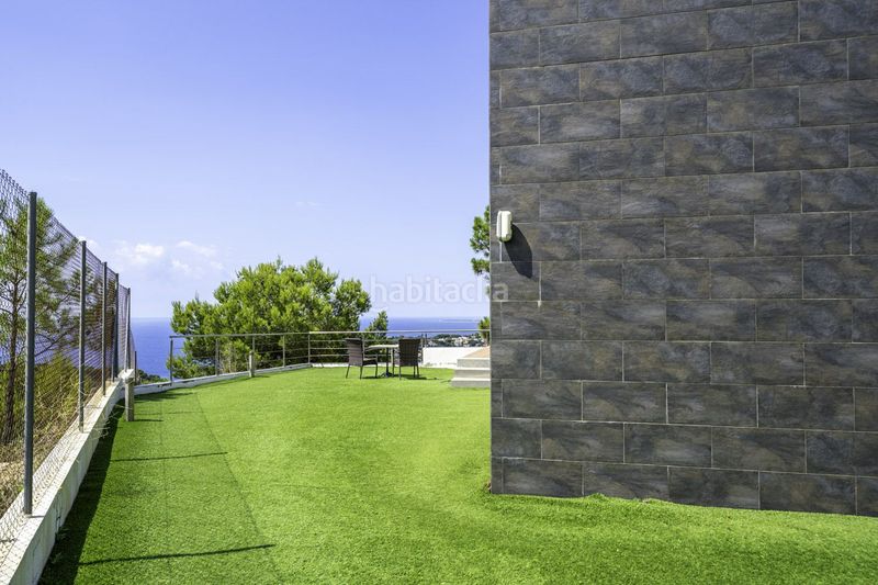 Foto a87d45d7-8262-4575-8e8c-e0732df70efd. Casa amb calefacció aparcament a Canyelles Lloret de Mar