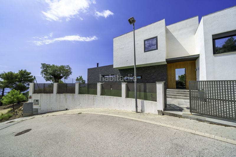 Foto c0d0cc42-3b3c-4397-a5dc-b927a1a44a35. Casa amb calefacció aparcament a Canyelles Lloret de Mar