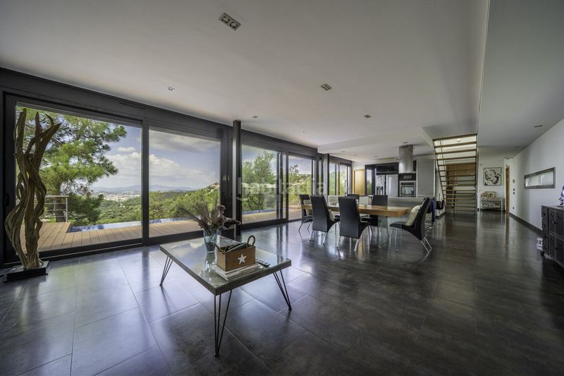 Foto cd3bed7e-75cb-4407-8157-0220210af25a. Casa amb calefacció aparcament a Canyelles Lloret de Mar