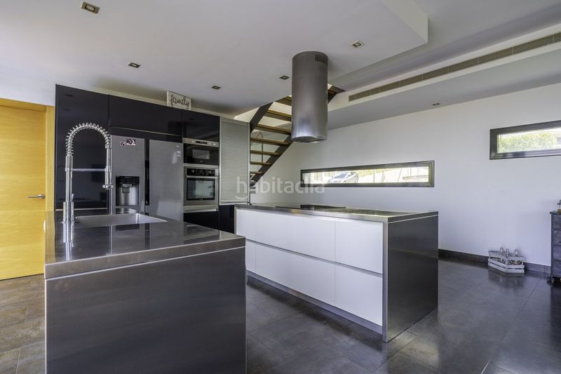 Foto f0ba8f1b-0c07-4209-8c28-7819c8168acc. Casa amb calefacció aparcament a Canyelles Lloret de Mar