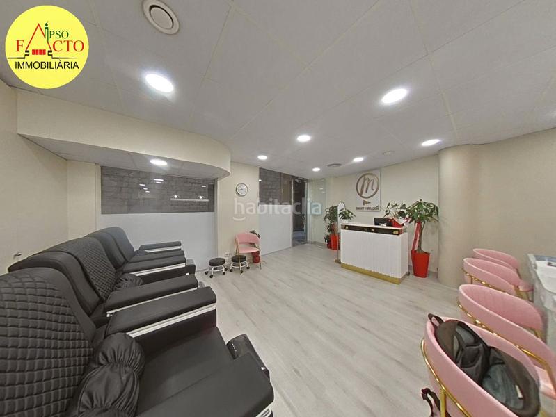 Foto f6b6a608-5991-442b-ba16-f001f4e5011a. Traspàs local comercial a Centre-Barri Vell Girona