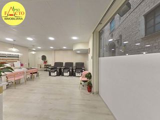 Umzug Geschäftsraum in Centre-Barri Vell. Local com. en traspaso en barri vell.