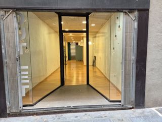 Alquiler Local Comercial en Ripoll. Local com. en alquiler en ripoll.