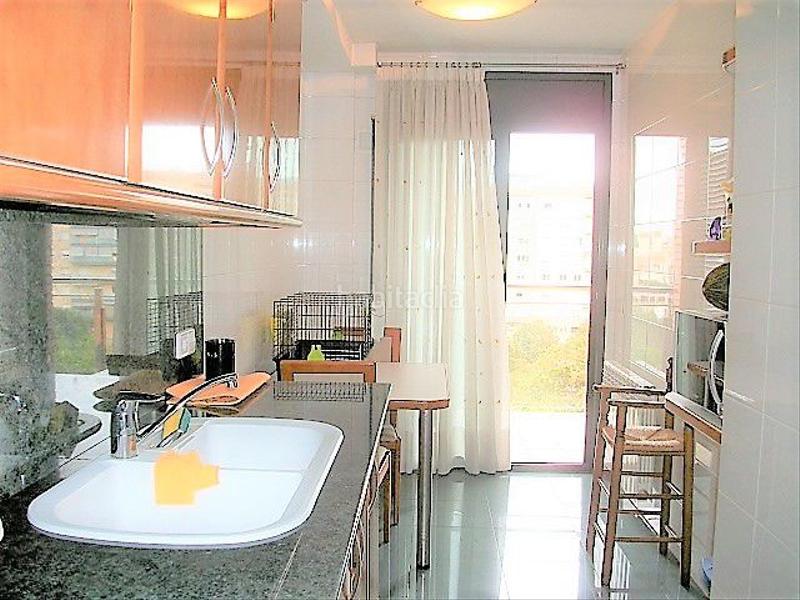 Foto 33612fa4-35ee-462a-82f3-94c03d302868. Miete etagenwohnung mit heizung parking in Montilivi Girona