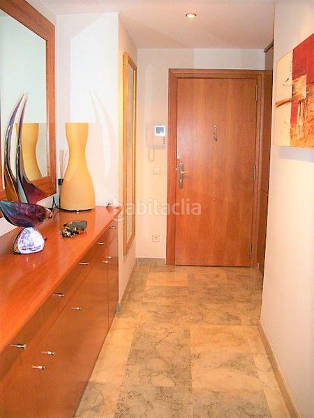 Foto 4d6090be-4976-48fa-8096-2e65f979b3a0. Rent flat with heating parking in Montilivi Girona