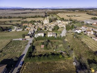 Terrain résidentiel à Flaçà. Solar en venta en flaça.