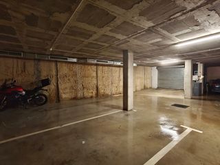 Aparcament cotxe a Eixample Sud-Migdia. Garaje en venta en girona.