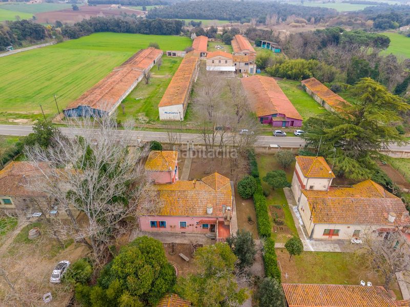 Foto f992827b-fcb9-4be9-9414-e06b31096239. Casa amb calefacció a Bescanó