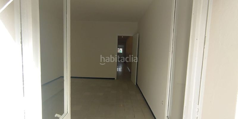 Foto 51cbc08a-9150-4453-a1c4-b04f6fd520d3. Casa adossada amb calefacció a Anglès
