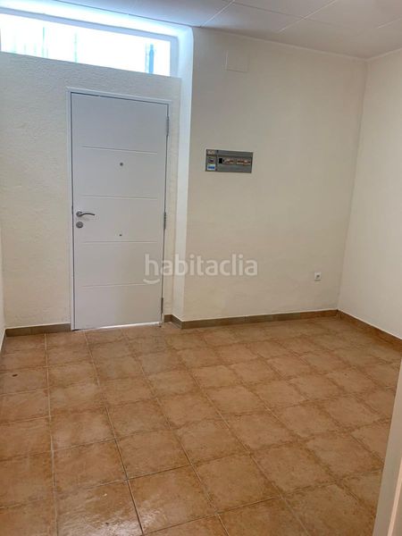 Foto 5c71a0e4-45e5-48d9-8a95-b6a4a2b349a1. Casa adossada amb calefacció a Anglès