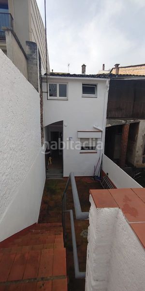 Foto 77db4d3f-1944-4c21-b4a1-edf07f000b38. Casa adossada amb calefacció a Anglès