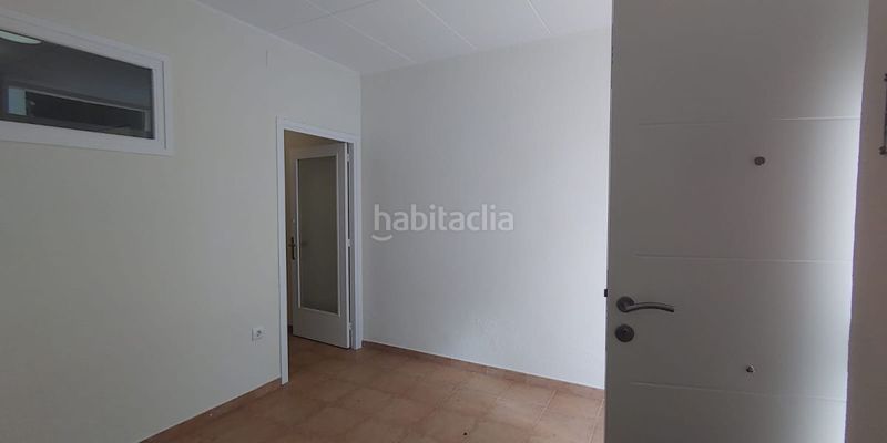 Foto aa5397b1-b330-48d5-8c7c-2e992678b7f3. Casa adossada amb calefacció a Anglès