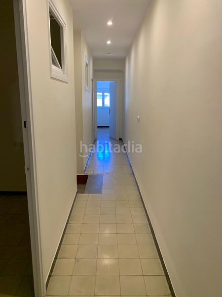 Foto b08dcb33-5c6f-48e6-87e7-7cfe63a3fa93. Casa adossada amb calefacció a Anglès