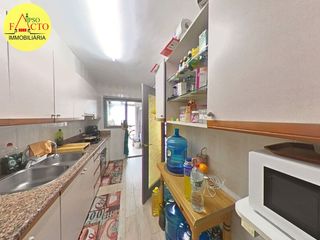 Etagenwohnung in Sant Narcis. Piso en venta en sant narcís, 3 dormitorios.