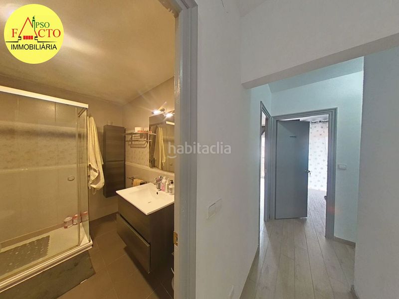 Foto e53b329c-ab97-4e3c-9989-82b3f6b337a2. Pis amb calefacció a Sant Narcis Girona