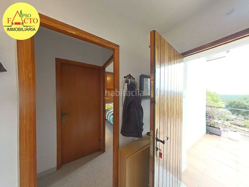 Foto 4051eade-d5d6-423a-9abb-739e552b9cff. Casa amb calefacció aparcament a Bescanó