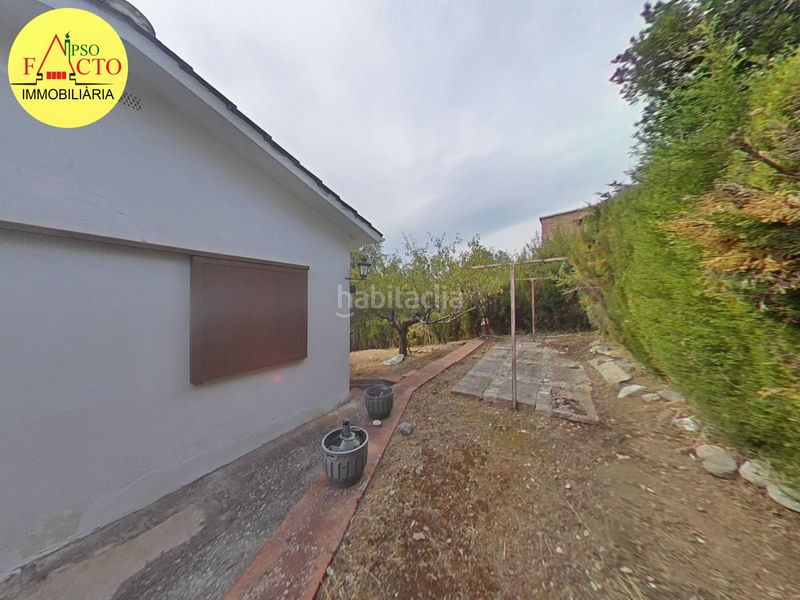 Foto cb1148cc-55f7-4185-9cdd-c95be54d99a6. Casa amb calefacció aparcament a Bescanó