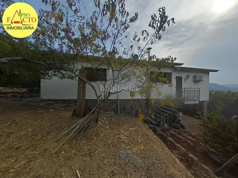 Foto eaaf393a-a6c6-4291-b5e3-9226d8335aca. Casa amb calefacció aparcament a Bescanó