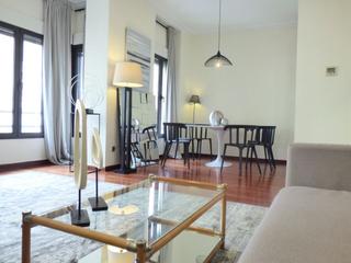Appartement  Carrer girona. Preciosa vivienda reformada en venta en rambla méndez núñez