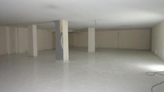 Location Local commercial à Ensanche-Diputación. Alquiler de local en alicante centro ideal para almacén.