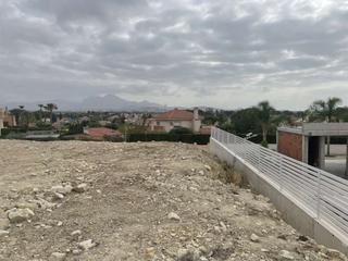 Terreny residencial a Carrer de l'olivera 27. Magnífica oportunidad de parcela de 1.211 m2 para la construcció