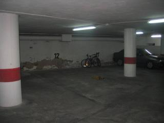 Parking voiture à Ensanche-Diputación