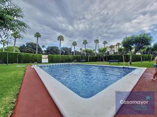 Maison à Albufereta. En venta magnífico adosado en zona miriam blasco