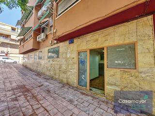 Business premise  Carrer pego. Local comercial en venta con una superficie de 390 m2