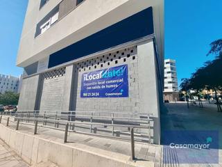 Location Local commercial à Avenida catedratico soler 9. Local comercial en alquiler de 96 m2 situado en la avd. catedrát
