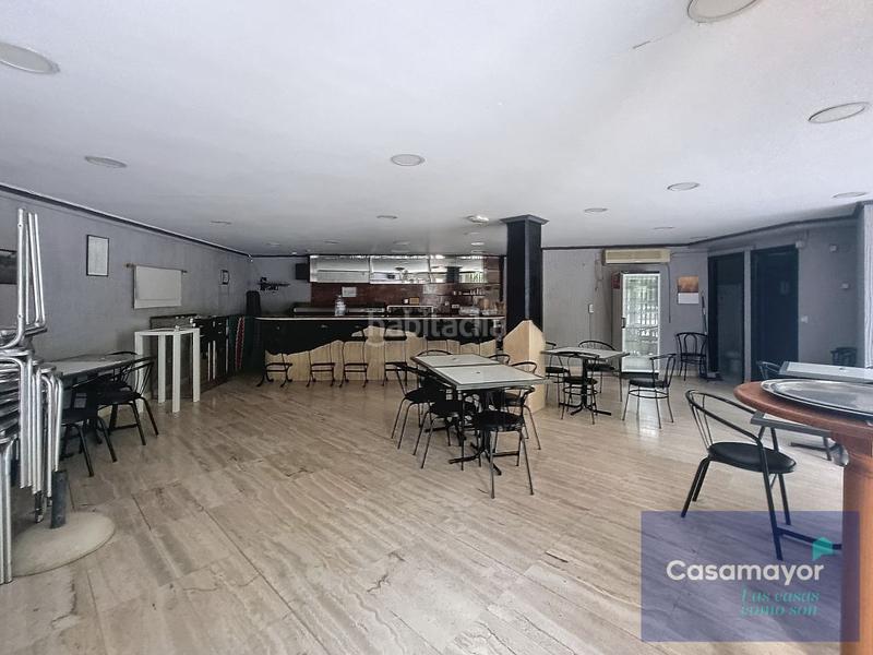 Foto 78a5726e-b11a-4497-8e4e-3f9e8d5abf53. Local commercial dans plaza deportista andres muñoz 10 10 dans Alicante