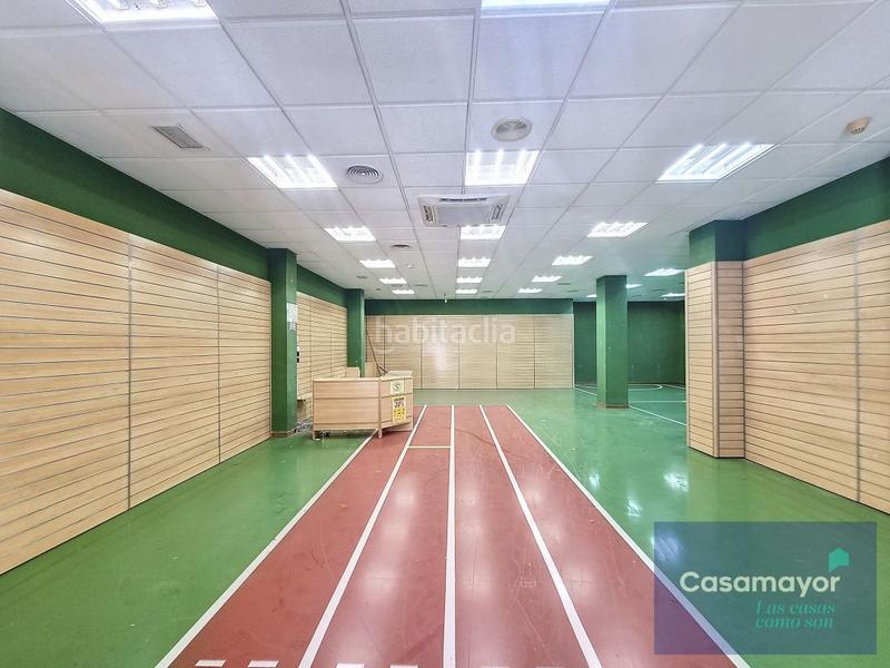 Foto ba341766-0513-4817-9111-0ab9ba5c7a3c. Lloguer local comercial a San Blas Alicante