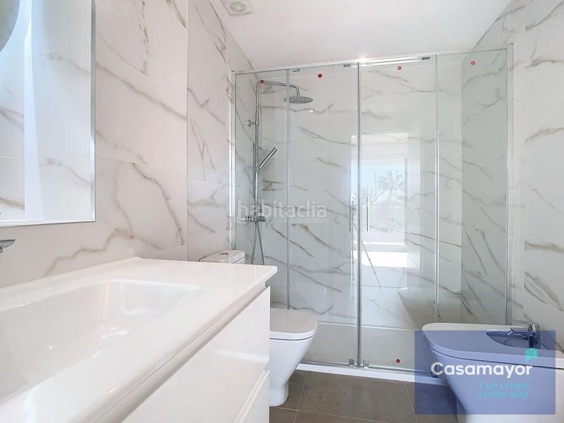 Foto 0b02a074-0919-44c7-8d06-ca7ffc0ee4c1. Piso en venta piso en edificio emblemático en la explanada en Alicante