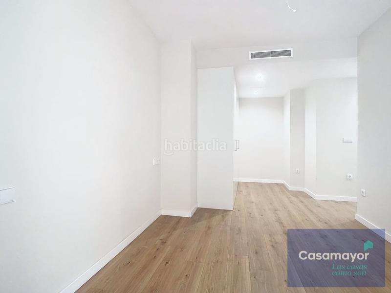 Foto 362ff589-9d64-45c9-85fc-6c4214154ed5. Piso en venta piso en edificio emblemático en la explanada en Alicante