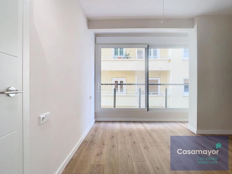 Foto 59d8f8fa-29a2-4888-91ec-b706831f8bc7. Piso en venta piso en edificio emblemático en la explanada en Alicante