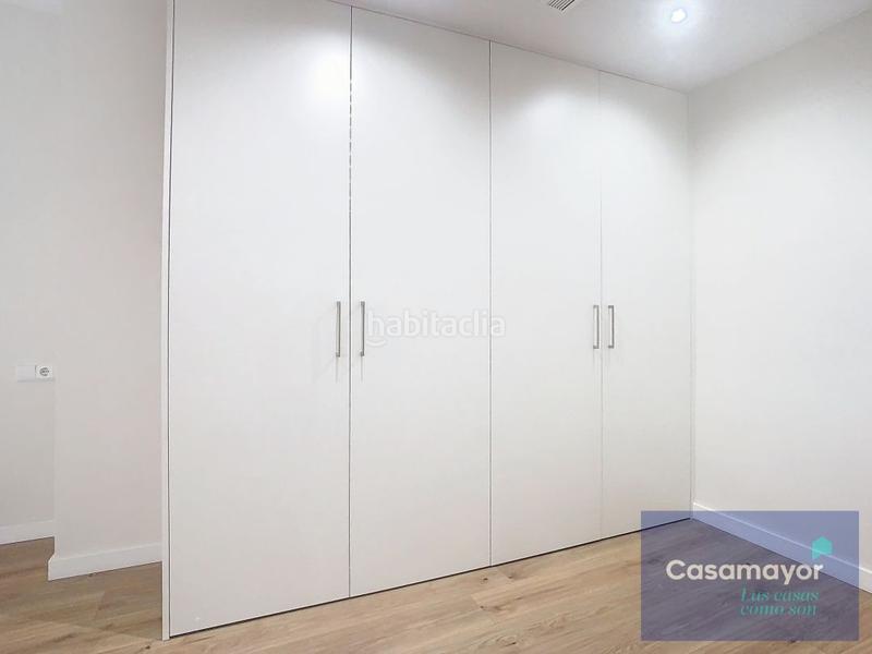 Foto 7ef5f5a9-f2ca-472b-8679-32ba450eb0fc. Piso en venta piso en edificio emblemático en la explanada en Alicante