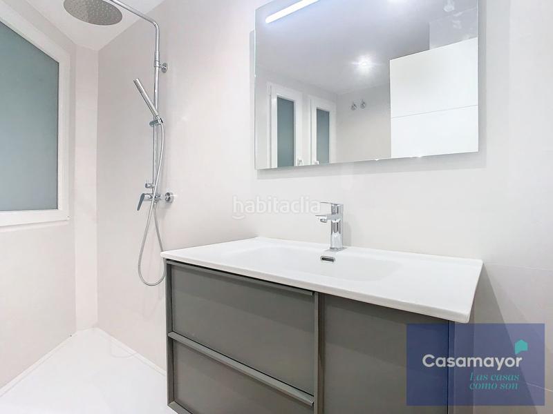 Foto 9cad46b7-d096-4721-ae4d-69ab23a38a2b. Piso en venta piso en edificio emblemático en la explanada en Alicante