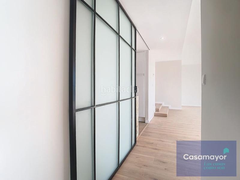 Foto b13b63ee-4c6a-4518-ab9e-e12e73f8d573. Piso en venta piso en edificio emblemático en la explanada en Alicante