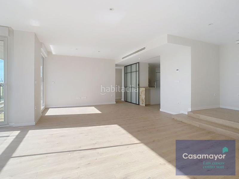 Foto d0dcbe68-510f-4330-a432-1692fb4bf7f8. Piso en venta piso en edificio emblemático en la explanada en Alicante